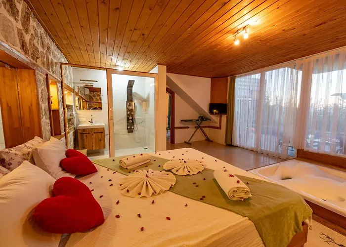 Vinka - 1 Bedroom With Jacuzzi In Kalkan Villa *